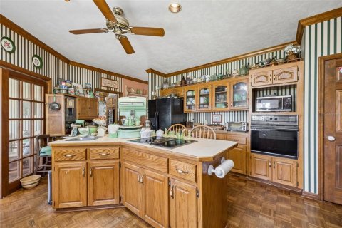 House in Hampton, Florida 4 bedrooms, 321.07 sq.m. № 2202163 - photo 26