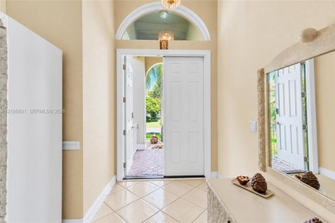 Casa en venta en Pembroke Pines, Florida, 4 dormitorios, 233.46 m2 № 2417420 - foto 6