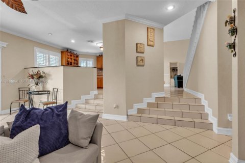 Casa en venta en Pembroke Pines, Florida, 4 dormitorios, 233.46 m2 № 2417420 - foto 18