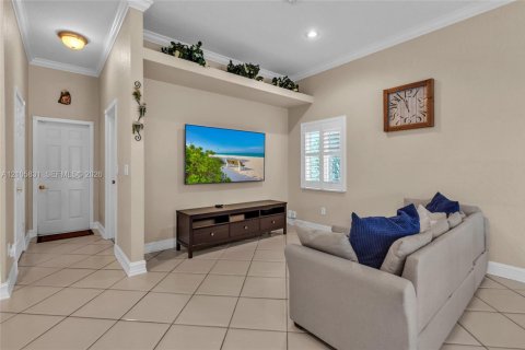 Casa en venta en Pembroke Pines, Florida, 4 dormitorios, 233.46 m2 № 2417420 - foto 17