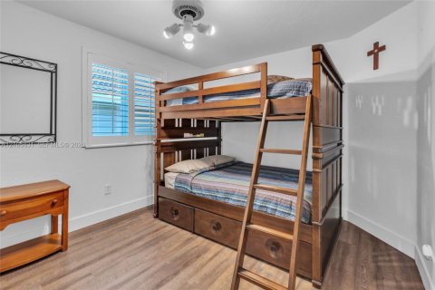 Casa en venta en Pembroke Pines, Florida, 4 dormitorios, 233.46 m2 № 2417420 - foto 30