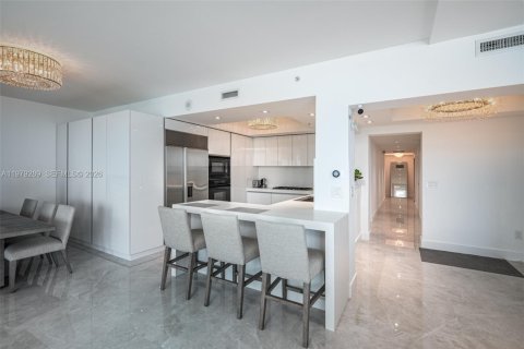 Copropriété à louer à Hollywood, Floride: 2 chambres, 200.39 m2 № 2046029 - photo 8