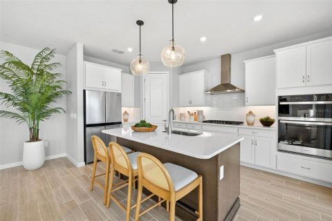 Casa en venta en Dade City, Florida, 4 dormitorios, 215.81 m2 № 2109371 - foto 4