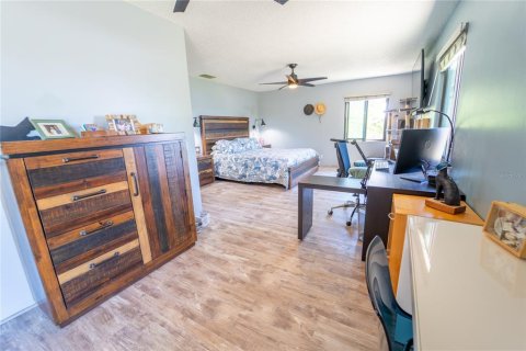 House in Winter Haven, Florida 3 bedrooms, 163.69 sq.m. № 1634406 - photo 25