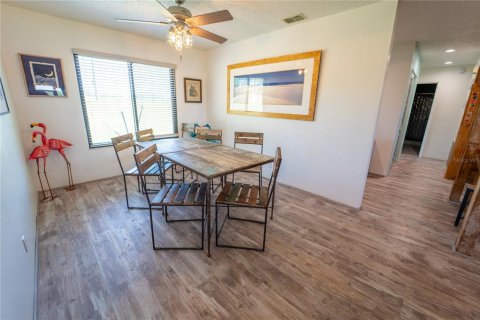 House in Winter Haven, Florida 3 bedrooms, 163.69 sq.m. № 1634406 - photo 20