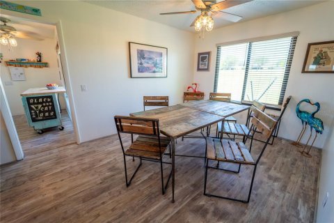 House in Winter Haven, Florida 3 bedrooms, 163.69 sq.m. № 1634406 - photo 21