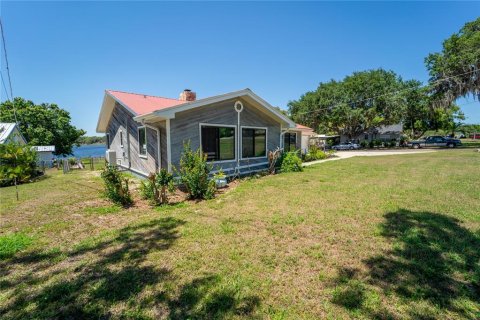 House in Winter Haven, Florida 3 bedrooms, 163.69 sq.m. № 1634406 - photo 8