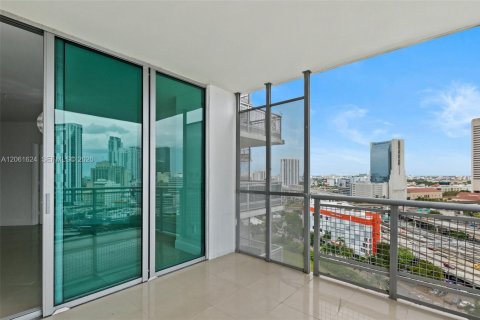 Condominio en venta en Miami, Florida, 2 dormitorios, 95.69 m2 № 2246808 - foto 14