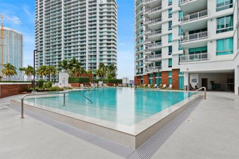 Condominio en venta en Miami, Florida, 2 dormitorios, 95.69 m2 № 2246808 - foto 23