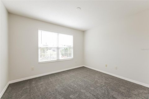 House in The Villages, Florida 4 bedrooms, 185.9 sq.m. № 1551544 - photo 8