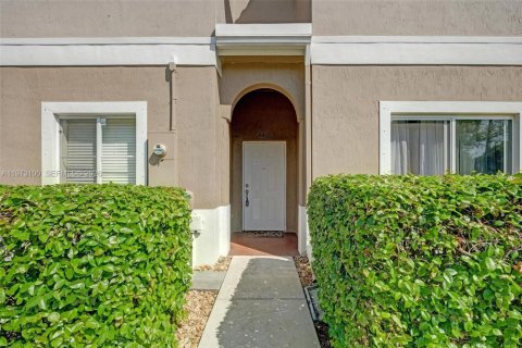 Touwnhouse à vendre à Tamarac, Floride: 3 chambres, 141.95 m2 № 2052686 - photo 27