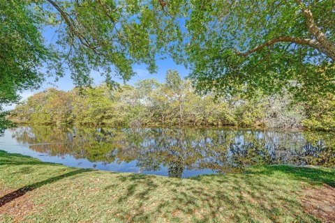 Touwnhouse à vendre à Tamarac, Floride: 3 chambres, 141.95 m2 № 2052686 - photo 26