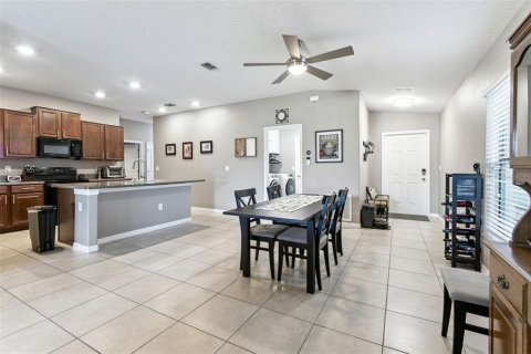 Casa en venta en Riverview, Florida, 4 dormitorios, 171.5 m2 № 2204516 - foto 9