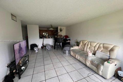 Купить кондоминиум в Хомстед, Флорида 2 спальни, 99.87м2, № 2053505 - фото 18