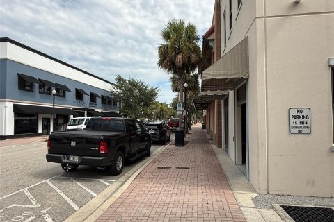 Immobilier commercial à louer à Winter Haven, Floride: 1823.67 m2 № 2412574 - photo 6