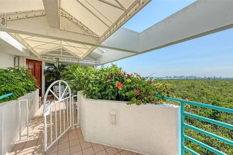 Copropriété à vendre à Longboat Key, Floride: 3 chambres, 267.56 m2 № 2398993 - photo 3