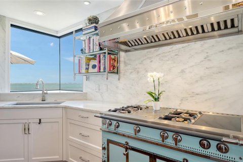Copropriété à vendre à Longboat Key, Floride: 3 chambres, 267.56 m2 № 2398993 - photo 12