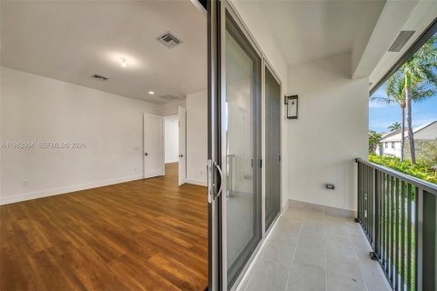 Villa ou maison à louer à Fort Lauderdale, Floride: 4 chambres, 263.01 m2 № 2032182 - photo 30