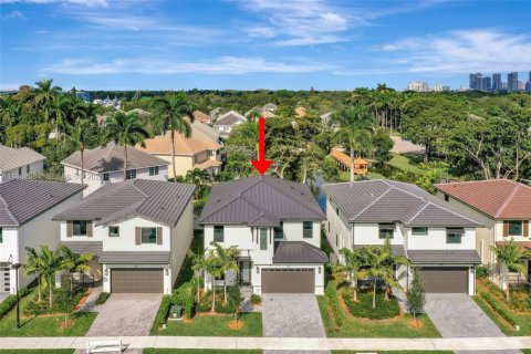 Villa ou maison à louer à Fort Lauderdale, Floride: 4 chambres, 263.01 m2 № 2032182 - photo 7