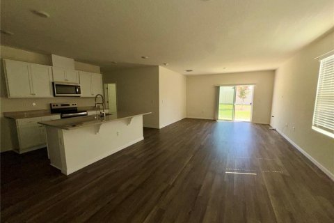 Villa ou maison à louer à Davenport, Floride: 5 chambres, 188.13 m2 № 2430798 - photo 2