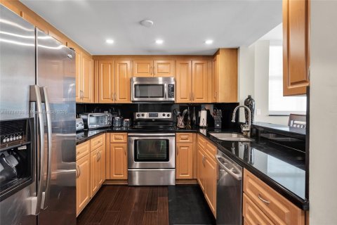 Condominio en venta en Miami, Florida, 2 dormitorios, 116.59 m2 № 1868212 - foto 9