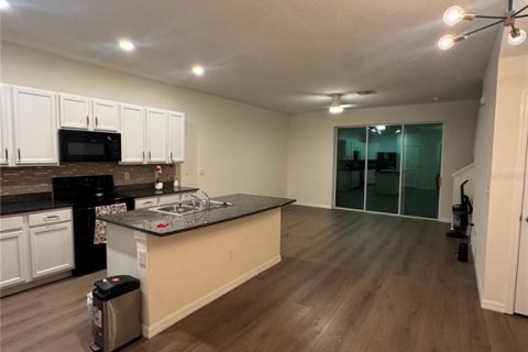 Touwnhouse à vendre à Wesley Chapel, Floride: 3 chambres, 155.43 m2 № 2225030 - photo 5