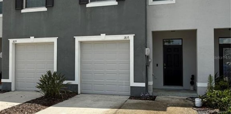 Touwnhouse à Wesley Chapel, Floride 3 chambres, 155.43 m2 № 2225030