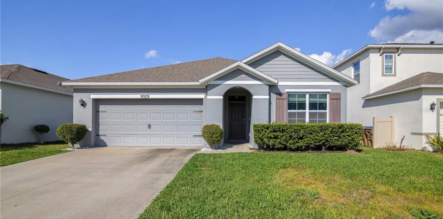 Casa en Kissimmee, Florida 3 dormitorios, 155.33 m2 № 1563000