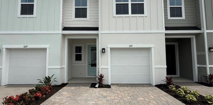 Touwnhouse à Davenport, Floride 3 chambres, 155.52 m2 № 2152176