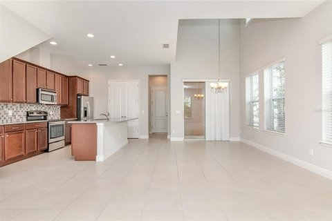 Adosado en alquiler en Orlando, Florida, 3 dormitorios, 173.54 m2 № 1782274 - foto 2
