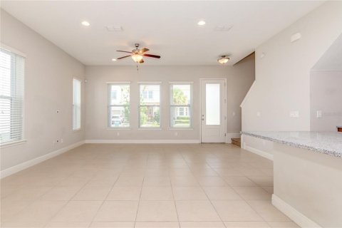 Adosado en alquiler en Orlando, Florida, 3 dormitorios, 173.54 m2 № 1782274 - foto 3