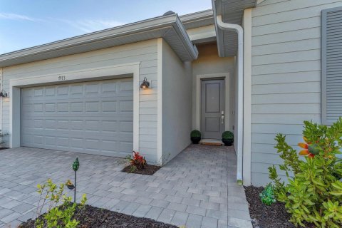 House in Port Charlotte, Florida 4 bedrooms, 188.31 sq.m. № 2186560 - photo 4