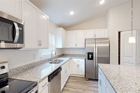 House in Palm Coast, Florida 3 bedrooms, 139.35 sq.m. № 1918831 - photo 5