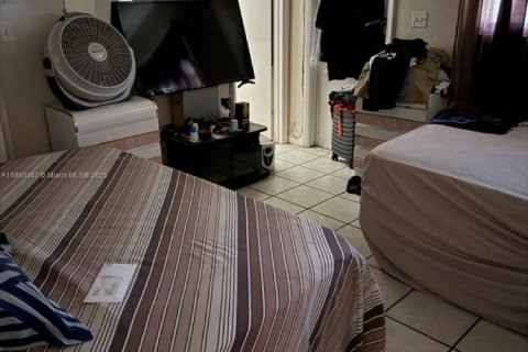 Propiedad comercial en venta en Pompano Beach, Florida, 177.63 m2 № 1890720 - foto 11