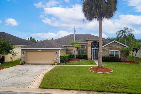 House in Davenport, Florida 4 bedrooms, 217.3 sq.m. № 2347951