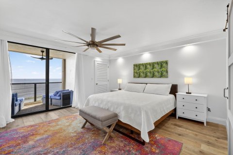 Condo in St. Lucie, Florida, 2 bedrooms № 2081500 - photo 30