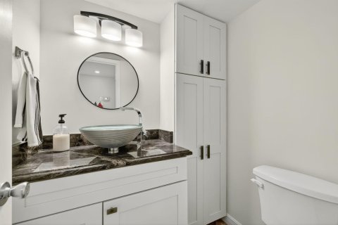 Condo in St. Lucie, Florida, 2 bedrooms № 2081500 - photo 27