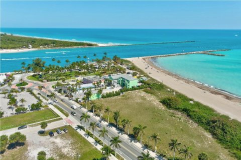 Condo in St. Lucie, Florida, 2 bedrooms № 2081500 - photo 2