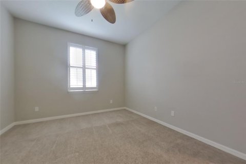 Villa ou maison à louer à Grand Island, Floride: 4 chambres, 201.04 m2 № 2358536 - photo 9