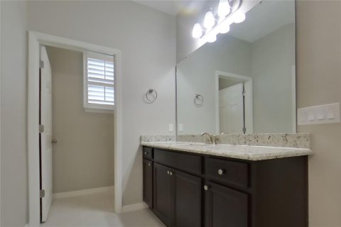 Villa ou maison à louer à Grand Island, Floride: 4 chambres, 201.04 m2 № 2358536 - photo 13