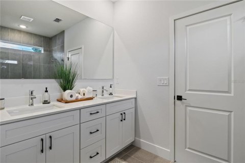 House in Palm Coast, Florida 4 bedrooms, 174.01 sq.m. № 1893962 - photo 7