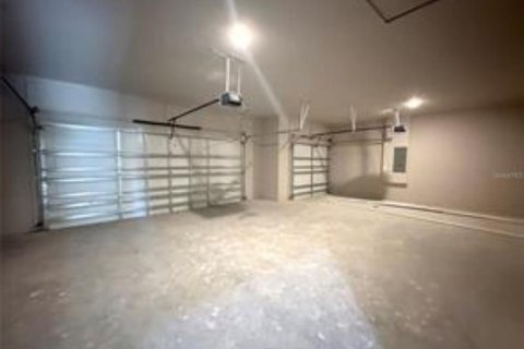 House in Palm Coast, Florida 4 bedrooms, 174.01 sq.m. № 1893962 - photo 9