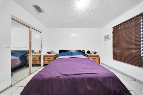 Propiedad comercial en venta en Miami, Florida, 151.34 m2 № 1988919 - foto 24