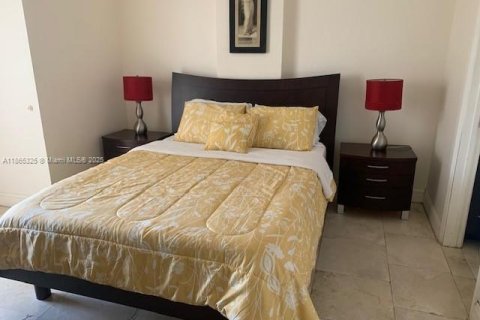 Copropriété à louer à Miami Beach, Floride: 2 chambres, 78.97 m2 № 1897421 - photo 6