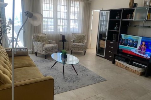 Copropriété à louer à Miami Beach, Floride: 2 chambres, 78.97 m2 № 1897421 - photo 2