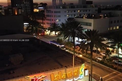 Copropriété à louer à Miami Beach, Floride: 2 chambres, 78.97 m2 № 1897421 - photo 14