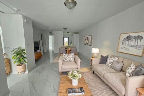 House in Homestead, Florida 3 bedrooms № 1924026 - photo 1