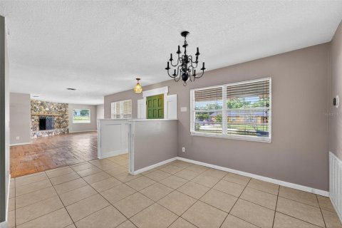 House in Groveland, Florida 3 bedrooms, 210.42 sq.m. № 1905797 - photo 11