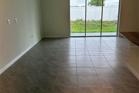 Adosado en alquiler en Tampa, Florida, 3 dormitorios, 165.46 m2 № 1796193 - foto 7