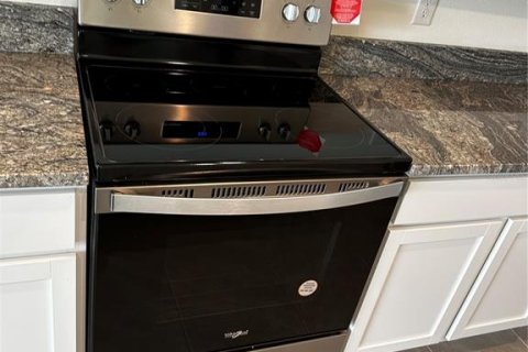 Adosado en alquiler en Tampa, Florida, 3 dormitorios, 165.46 m2 № 1796193 - foto 9